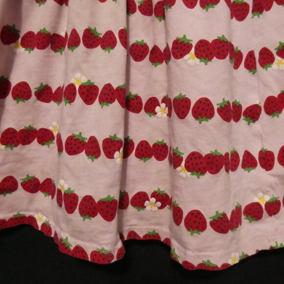 H&M | 2-4 years | Sleeveless Pink Summer Dress With Allover Strawberry Print - Picture 8 of 16